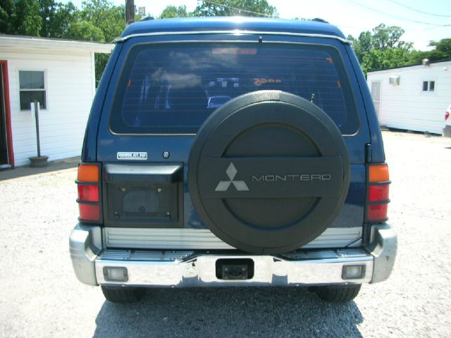 1997 Mitsubishi Montero 3.2