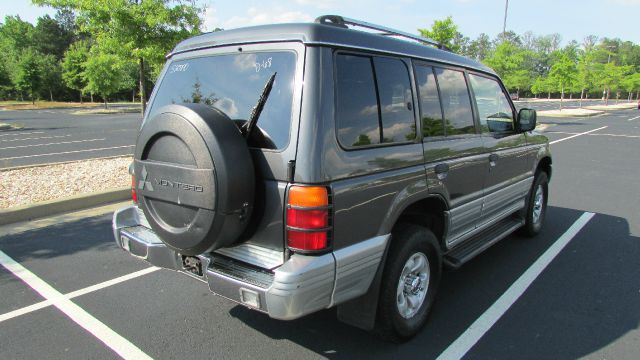 1997 Mitsubishi Montero 3.2