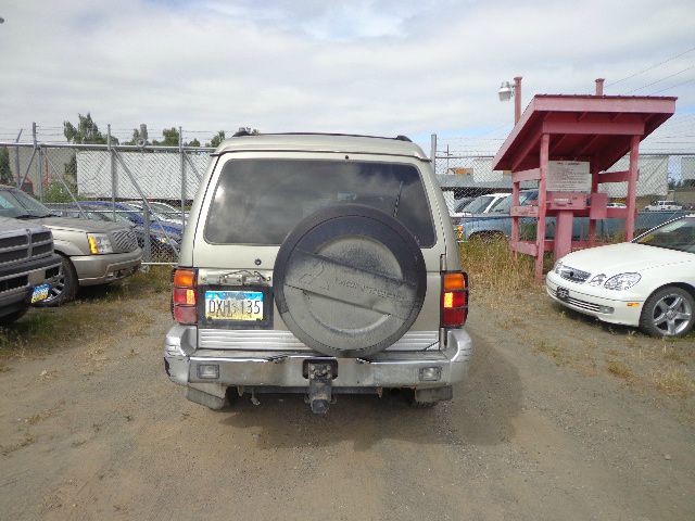 1999 Mitsubishi Montero Ram 3500 Diesel 2-WD