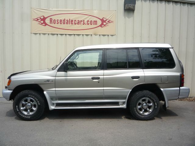 1999 Mitsubishi Montero Ram 3500 Diesel 2-WD