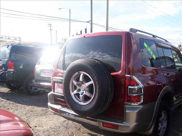 2001 Mitsubishi Montero SLT 25