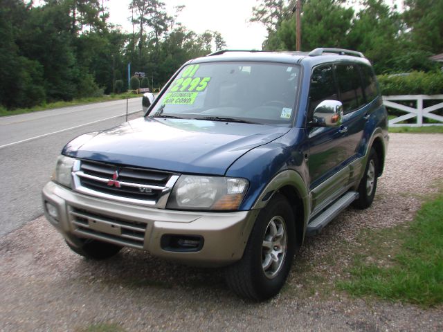 2001 Mitsubishi Montero Super