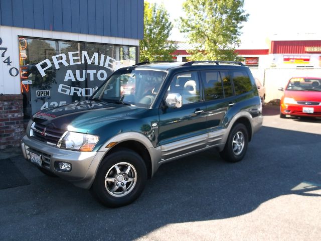 2001 Mitsubishi Montero Super