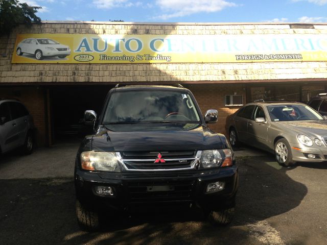 2001 Mitsubishi Montero Super