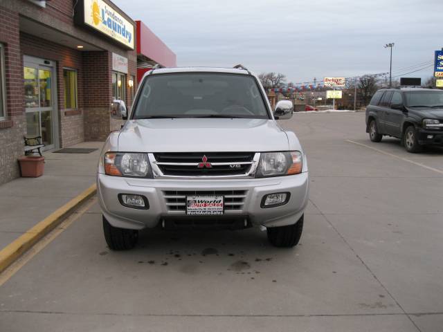 2001 Mitsubishi Montero SLT 25