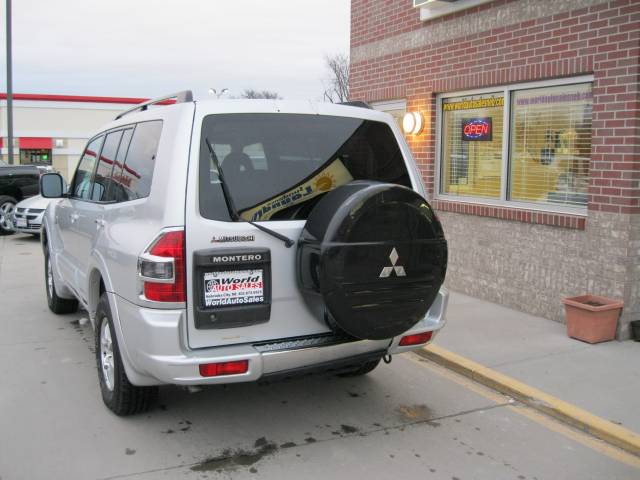 2001 Mitsubishi Montero SLT 25