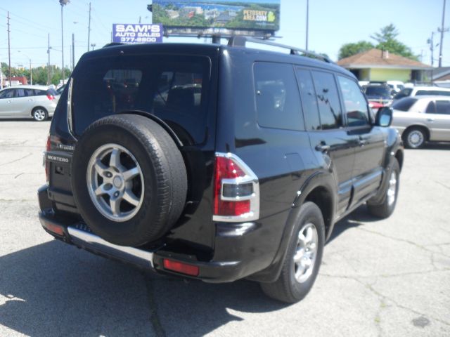 2001 Mitsubishi Montero Super