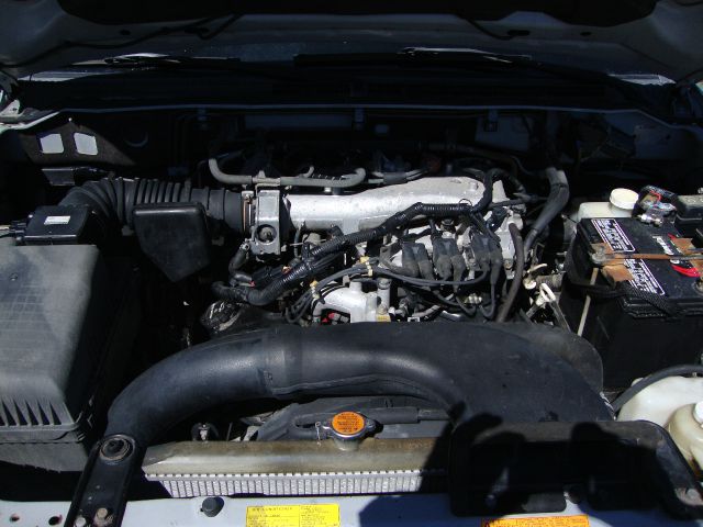 2002 Mitsubishi Montero Reg Cab 159.5 WB C5B