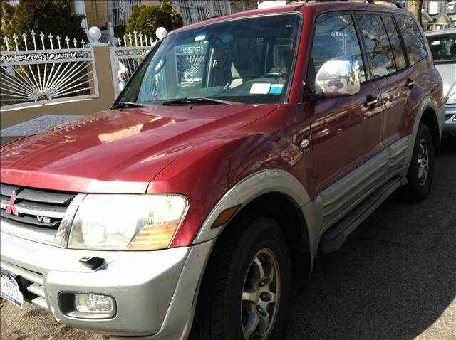 2002 Mitsubishi Montero Unknown