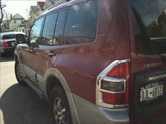 2002 Mitsubishi Montero Unknown