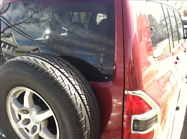 2002 Mitsubishi Montero Unknown