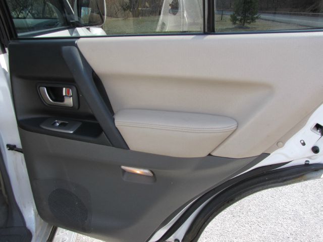 2003 Mitsubishi Montero Super