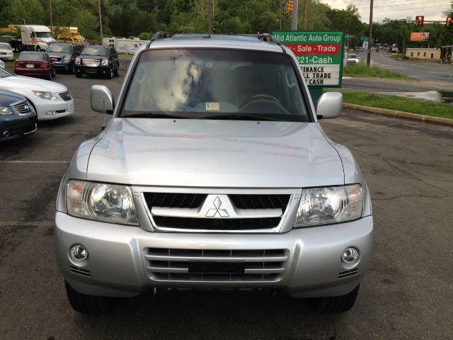 2003 Mitsubishi Montero C1500 Scottsdale