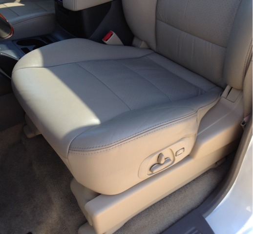 2003 Mitsubishi Montero Super