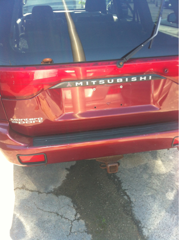 2000 Mitsubishi Montero Sport Hatchback S Sport