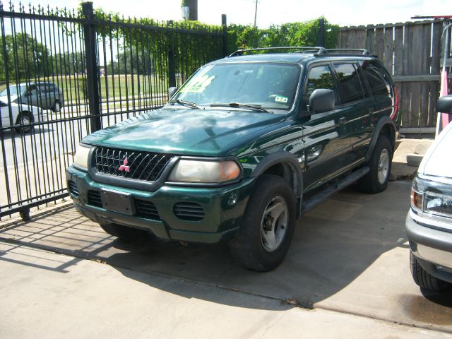 2000 Mitsubishi Montero Sport 3.0cl W/leath