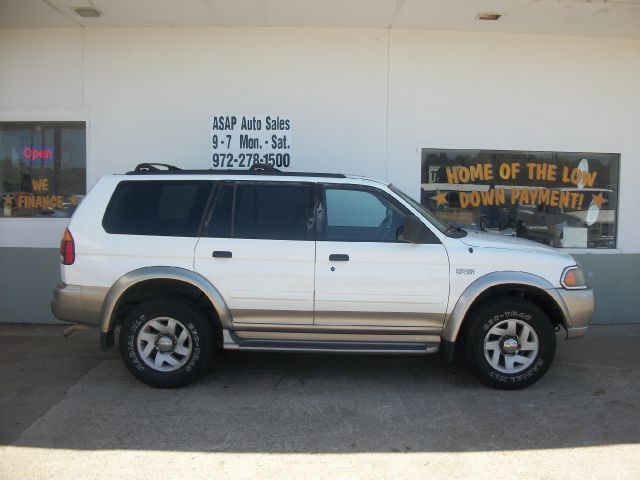 2000 Mitsubishi Montero Sport Reg Cab 159.5 WB C5B