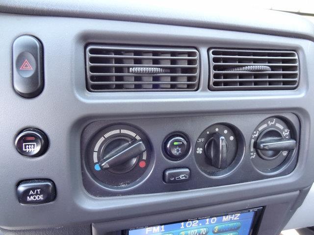 2000 Mitsubishi Montero Sport XLS