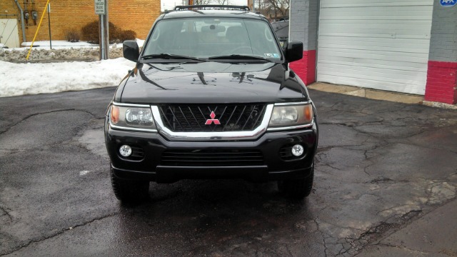2000 Mitsubishi Montero Sport Super