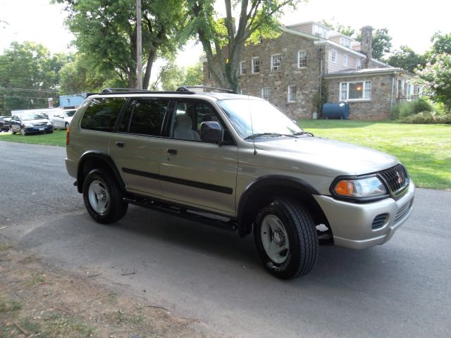 2000 Mitsubishi Montero Sport 3.0cl W/leath