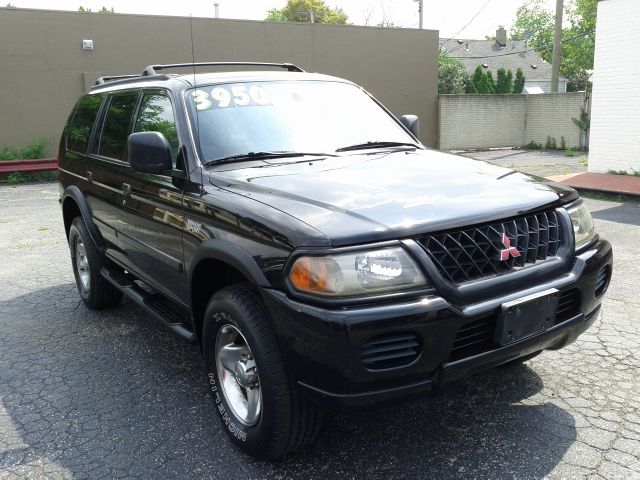 2000 Mitsubishi Montero Sport 3.2