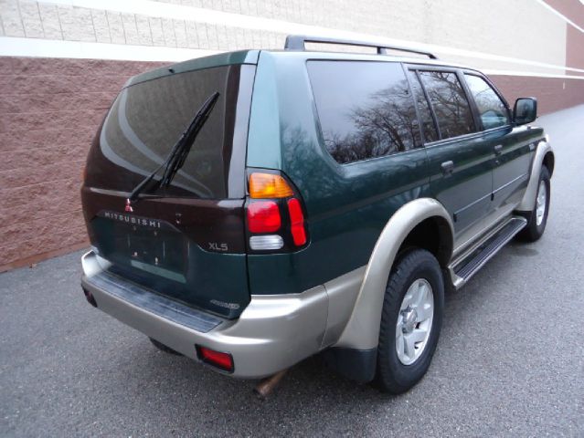 2001 Mitsubishi Montero Sport Reg Cab 159.5 WB C5B