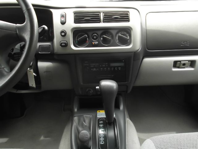 2001 Mitsubishi Montero Sport 2.0T Quattro Special Edition PKG