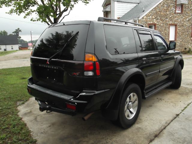 2001 Mitsubishi Montero Sport 2.0T Quattro Special Edition PKG