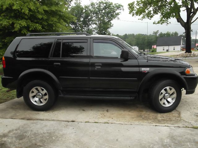 2001 Mitsubishi Montero Sport 2.0T Quattro Special Edition PKG