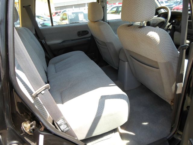 2001 Mitsubishi Montero Sport Megacab SLT, Hemi, Nerf Bars