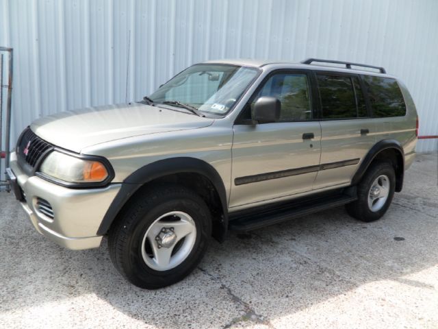 2001 Mitsubishi Montero Sport 3.0cl W/leath