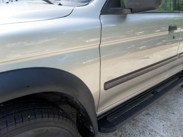 2001 Mitsubishi Montero Sport 3.0cl W/leath