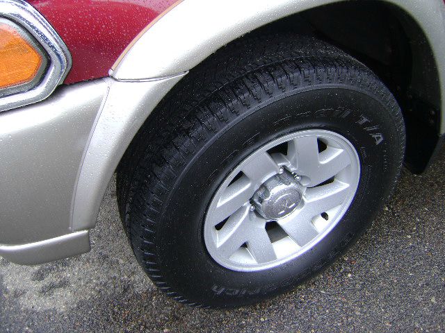 2001 Mitsubishi Montero Sport Reg Cab 159.5 WB C5B