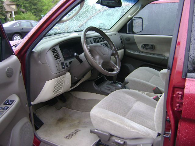 2001 Mitsubishi Montero Sport Reg Cab 159.5 WB C5B