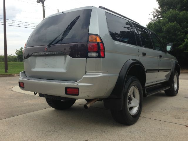 2001 Mitsubishi Montero Sport 3.0cl W/leath