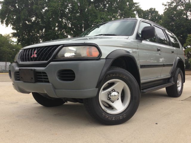 2001 Mitsubishi Montero Sport 3.0cl W/leath