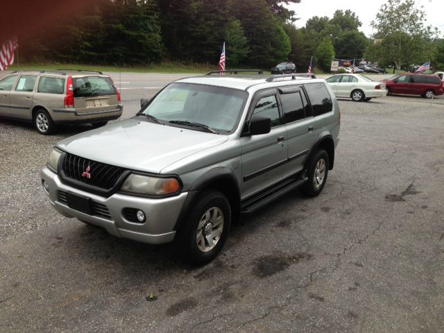 2001 Mitsubishi Montero Sport 2.0T Quattro Special Edition PKG