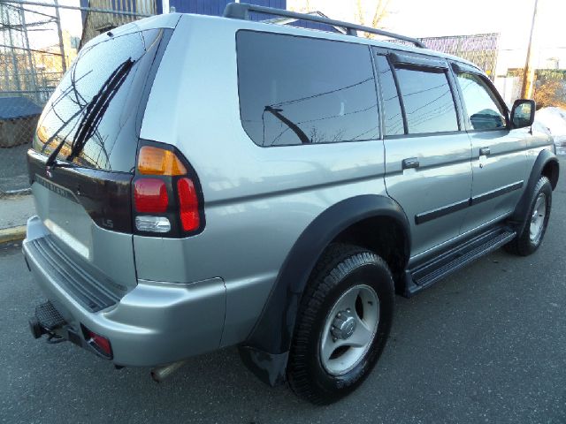 2001 Mitsubishi Montero Sport 3.2