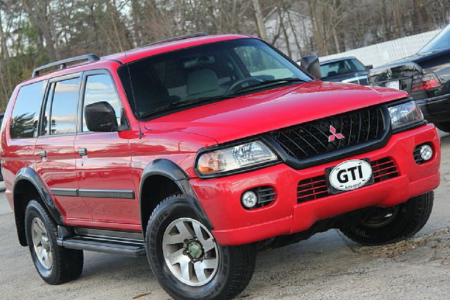 2001 Mitsubishi Montero Sport REG CAB 120.5 WB