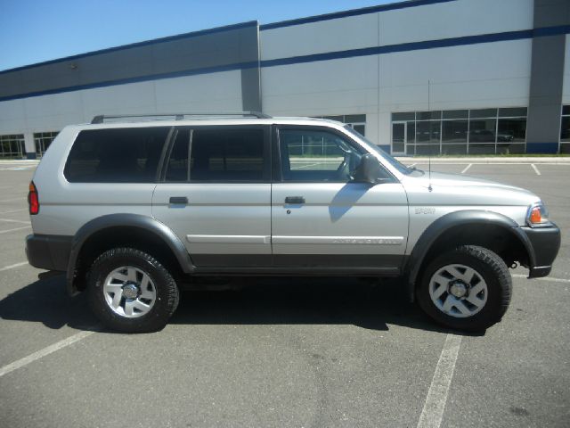 2002 Mitsubishi Montero Sport Reg Cab 159.5 WB C5B