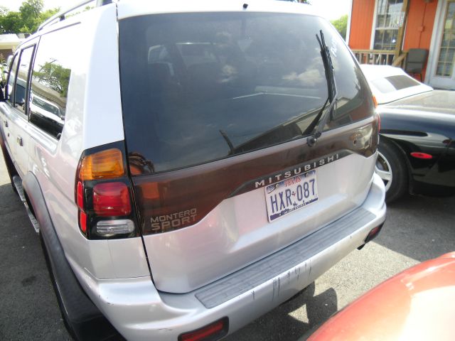 2002 Mitsubishi Montero Sport 3.0cl W/leath