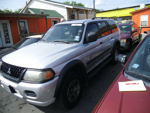 2002 Mitsubishi Montero Sport 3.0cl W/leath