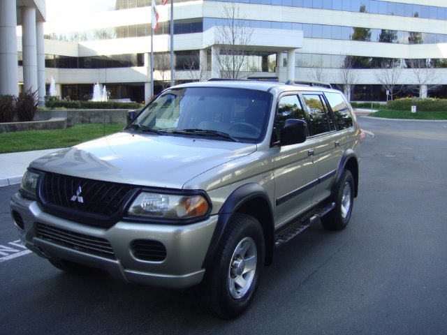2002 Mitsubishi Montero Sport 3.2