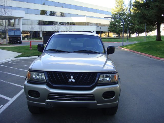 2002 Mitsubishi Montero Sport 3.2