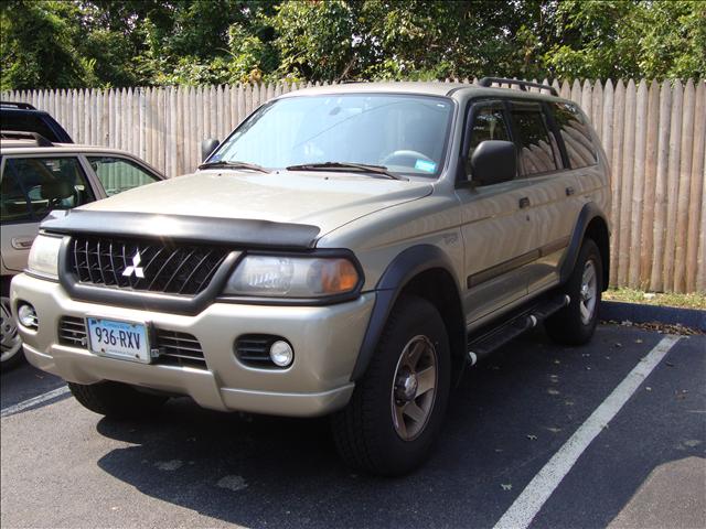 2002 Mitsubishi Montero Sport Unknown