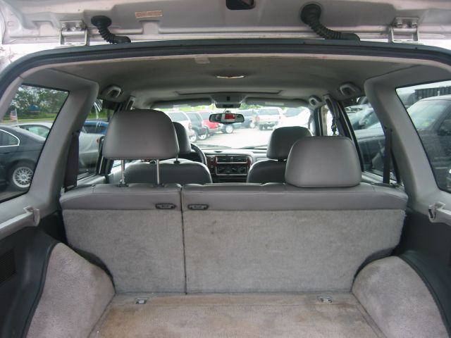 2002 Mitsubishi Montero Sport Super