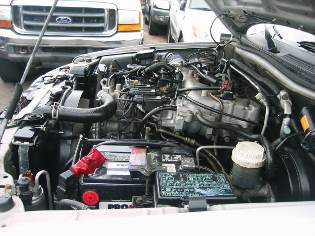 2002 Mitsubishi Montero Sport Super