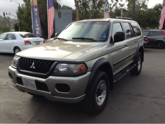 2002 Mitsubishi Montero Sport 3.0cl W/leath