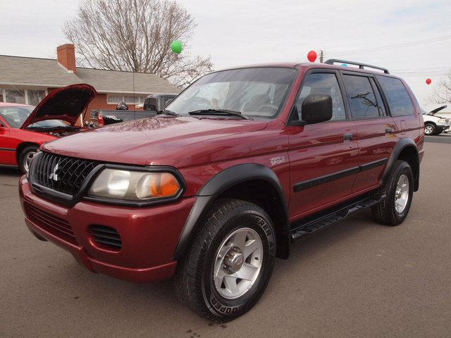 2002 Mitsubishi Montero Sport Extended Cab V8 LT W/1lt