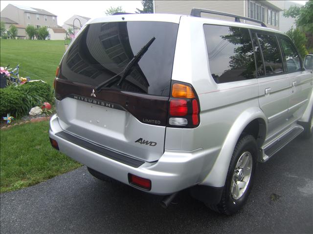 2002 Mitsubishi Montero Sport Ex - Suv